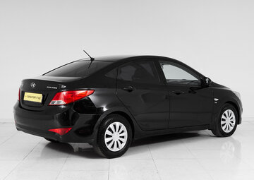 Hyundai Solaris Вид 4