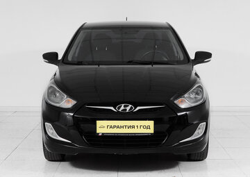 Hyundai Solaris Вид 2