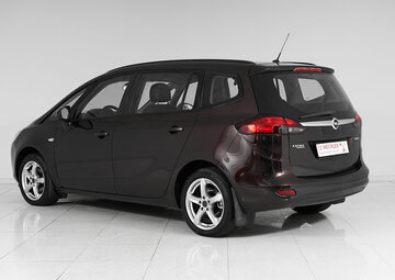 Opel Zafira Вид 4