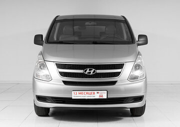 Hyundai Grand Starex Вид 2