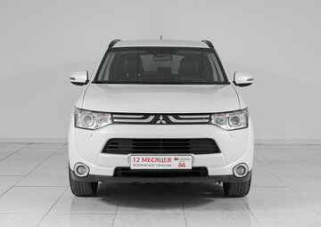 Mitsubishi Outlander Вид 2