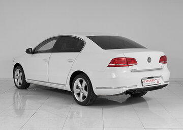 Volkswagen Passat Вид 4
