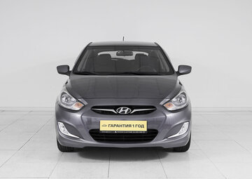 Hyundai Solaris Вид 2