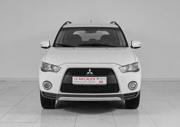 Mitsubishi Outlander Вид 2