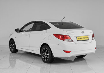 Hyundai Solaris Вид 4