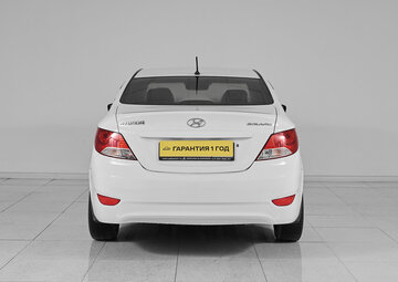 Hyundai Solaris Вид 5