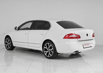 Skoda Superb Вид 4