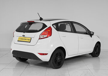 Ford Fiesta Вид 4