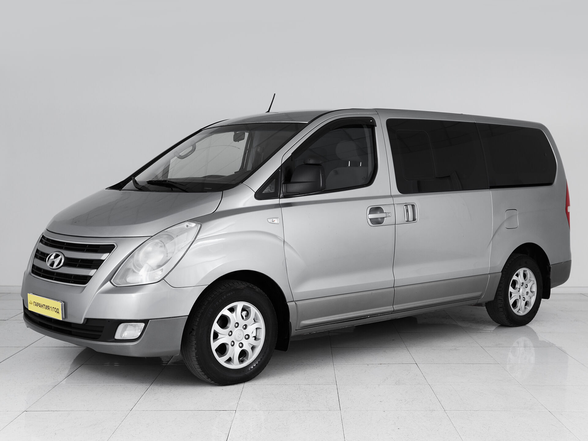 Hyundai H-1