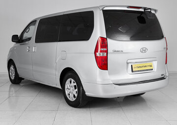 Hyundai Grand Starex Вид 4
