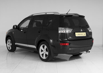 Mitsubishi Outlander Вид 4