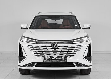 Changan CS75PLUS Вид 2