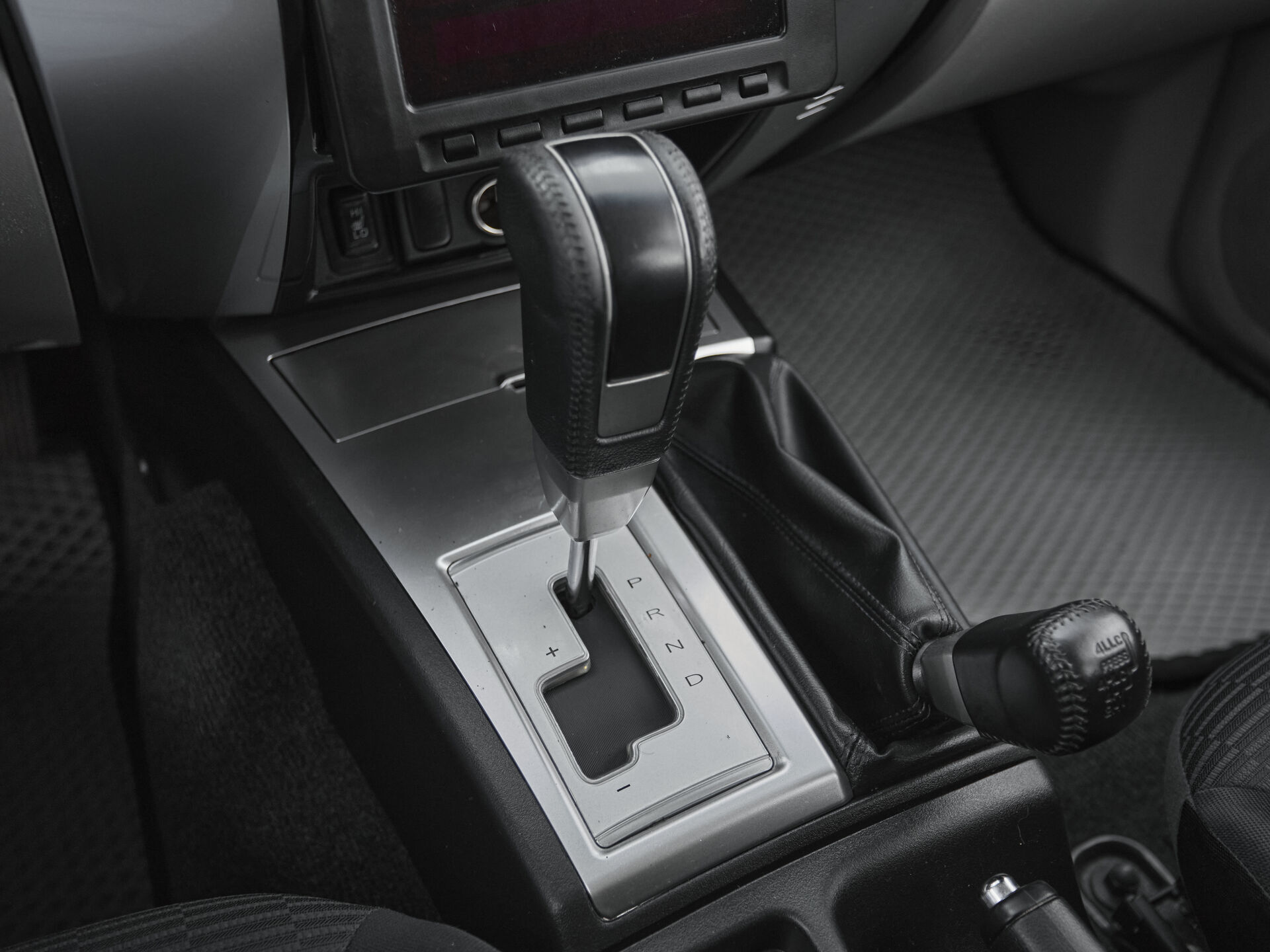 Mitsubishi Pajero Sport