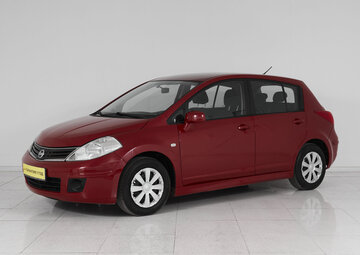 Nissan Tiida Вид 1