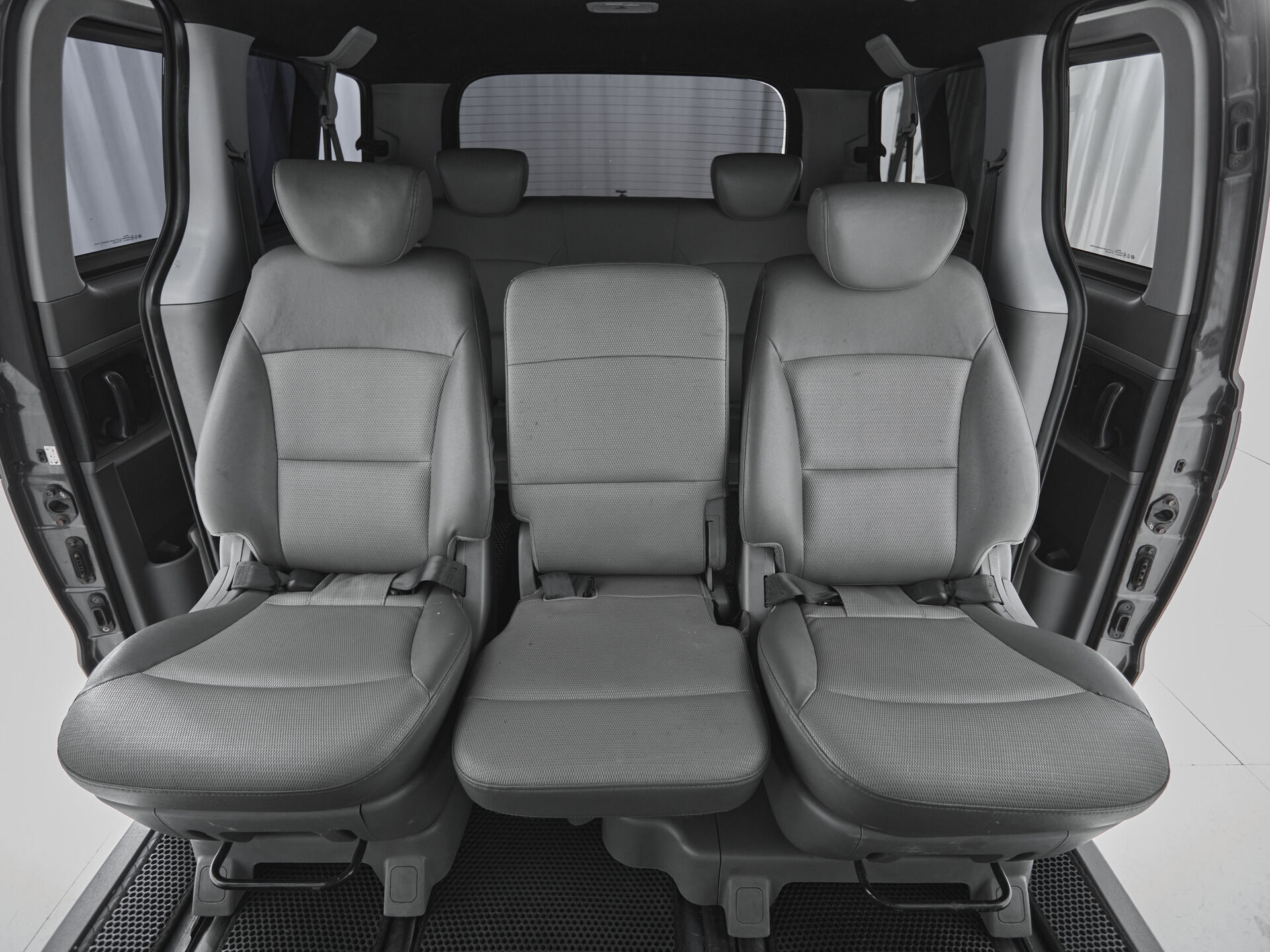 Hyundai H-1
