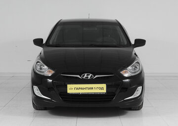 Hyundai Solaris Вид 2