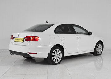 Volkswagen Jetta Вид 4