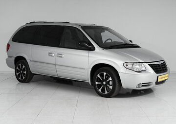 Chrysler Town & Country Вид 3