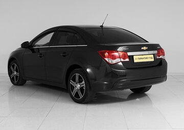 Chevrolet Cruze Вид 4