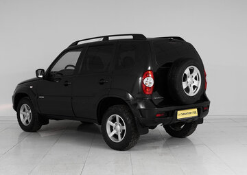 Chevrolet Niva Вид 4