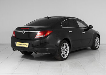 Opel Insignia Вид 3