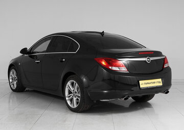 Opel Insignia Вид 4