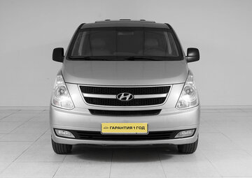 Hyundai Grand Starex Вид 2