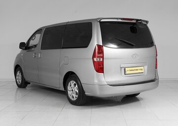 Hyundai Grand Starex Вид 4