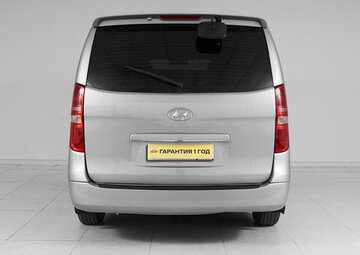Hyundai Grand Starex Вид 5