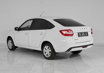 Lada Granta Вид 4