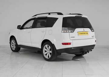 Mitsubishi Outlander Вид 4