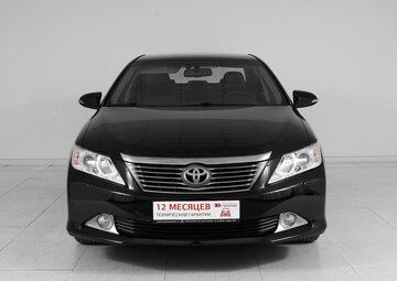 Toyota Camry Вид 2