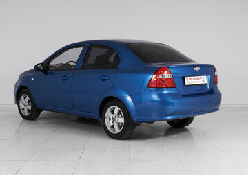 Chevrolet Aveo Вид 4