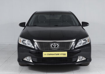 Toyota Camry Вид 2