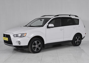Mitsubishi Outlander Вид 1