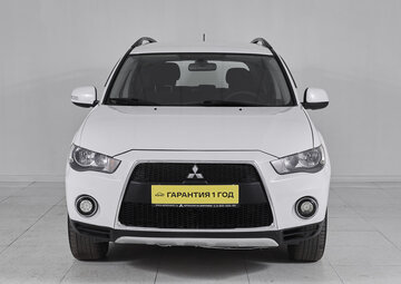 Mitsubishi Outlander Вид 2