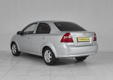 Chevrolet Aveo Вид 4