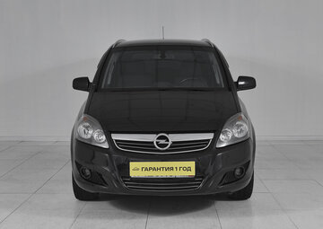 Opel Zafira Вид 2
