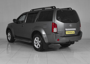 Nissan Pathfinder Вид 4