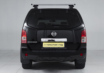 Nissan Pathfinder Вид 5