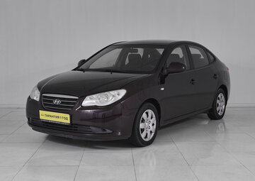 Hyundai Elantra Вид 1