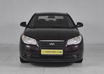 Hyundai Elantra Вид 2