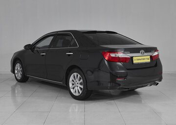 Toyota Camry Вид 4