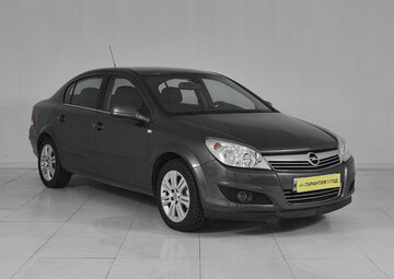 Opel Astra Вид 3