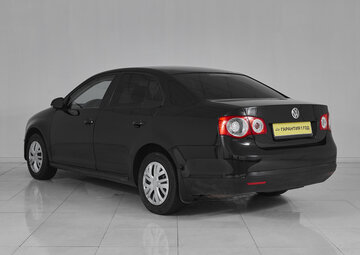 Volkswagen Jetta Вид 4