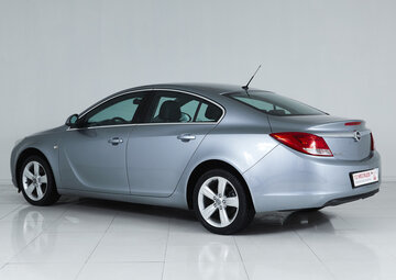 Opel Insignia Вид 4