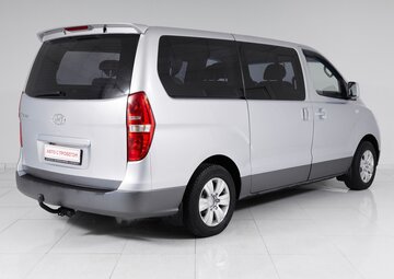 Hyundai Grand Starex Вид 4