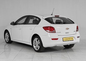Chevrolet Cruze Вид 4