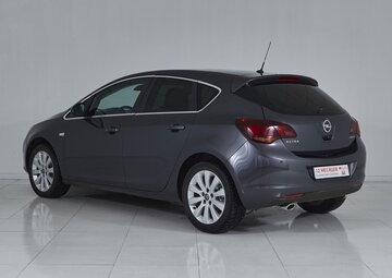 Opel Astra Вид 4