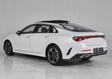 Kia K5 Вид 4